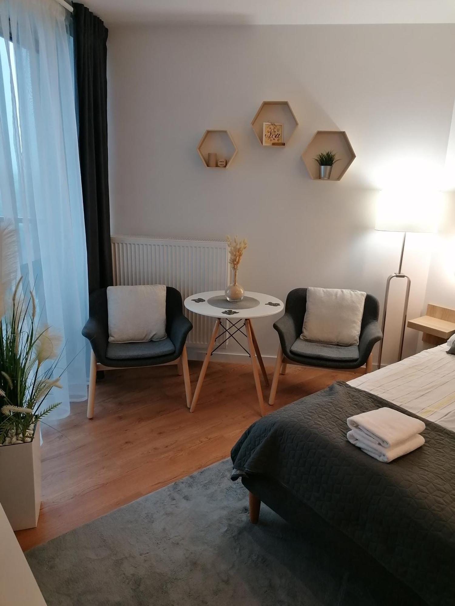 Pinea Apartament Z Widokiem Na Morze Z Basenem I Spa Przy Plazy Pobierowo Exterior photo